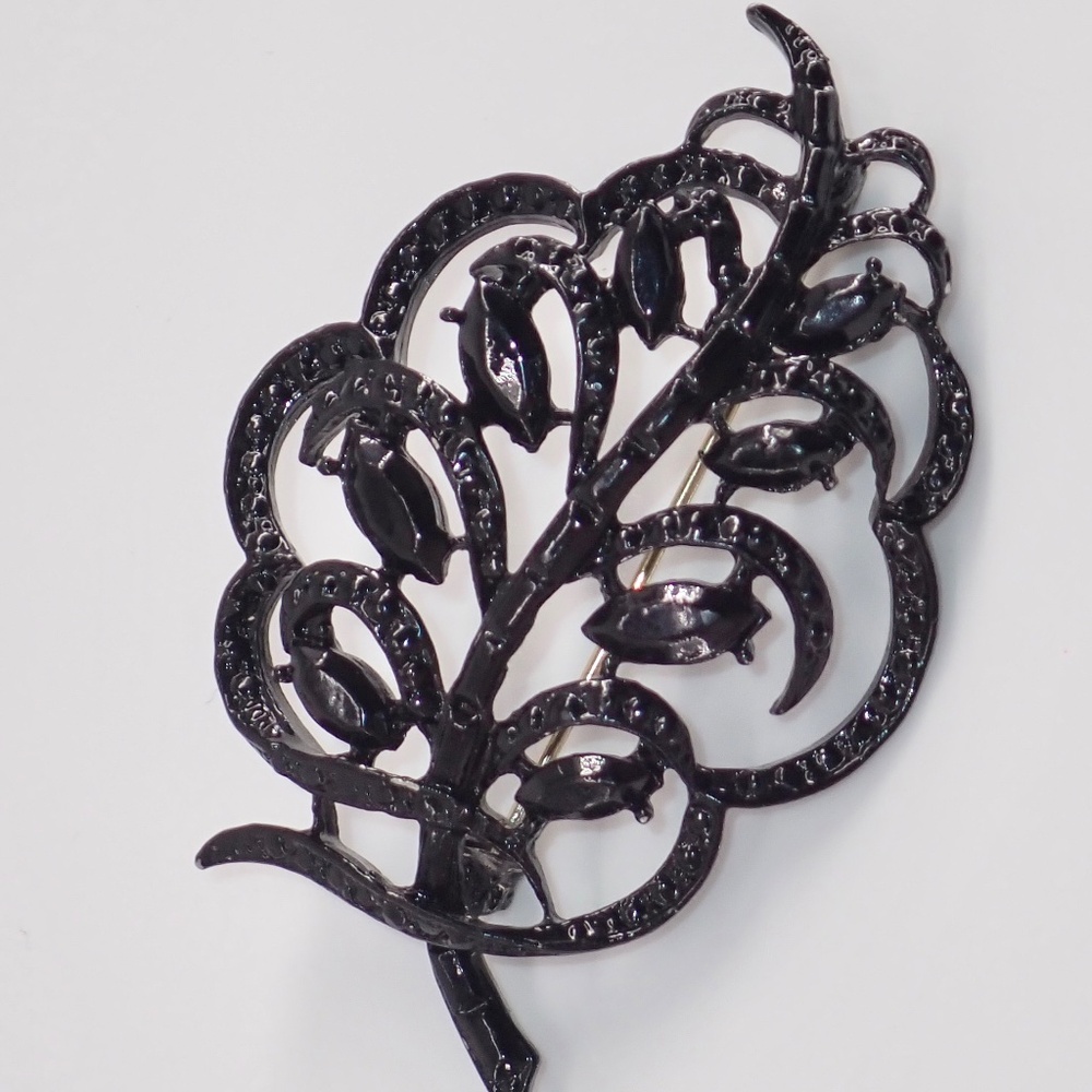 Vintage Black Rhinestones & Marasite Brooch Pin Weiss ? Tree Leaf Mint Condition